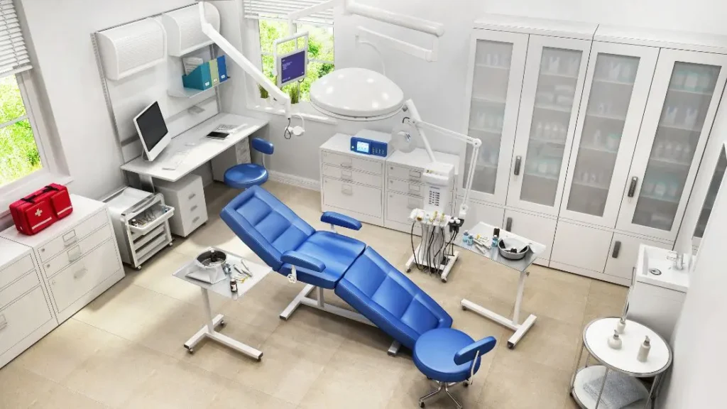 Ambiente clínico com móveis planejados para otimizar o espaço